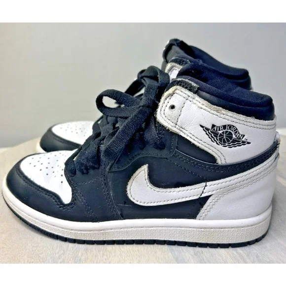 Size 12.5C Kids- Air Jordan 1 Retro OG High Black White FD1412-010 - Picture 3 of 8